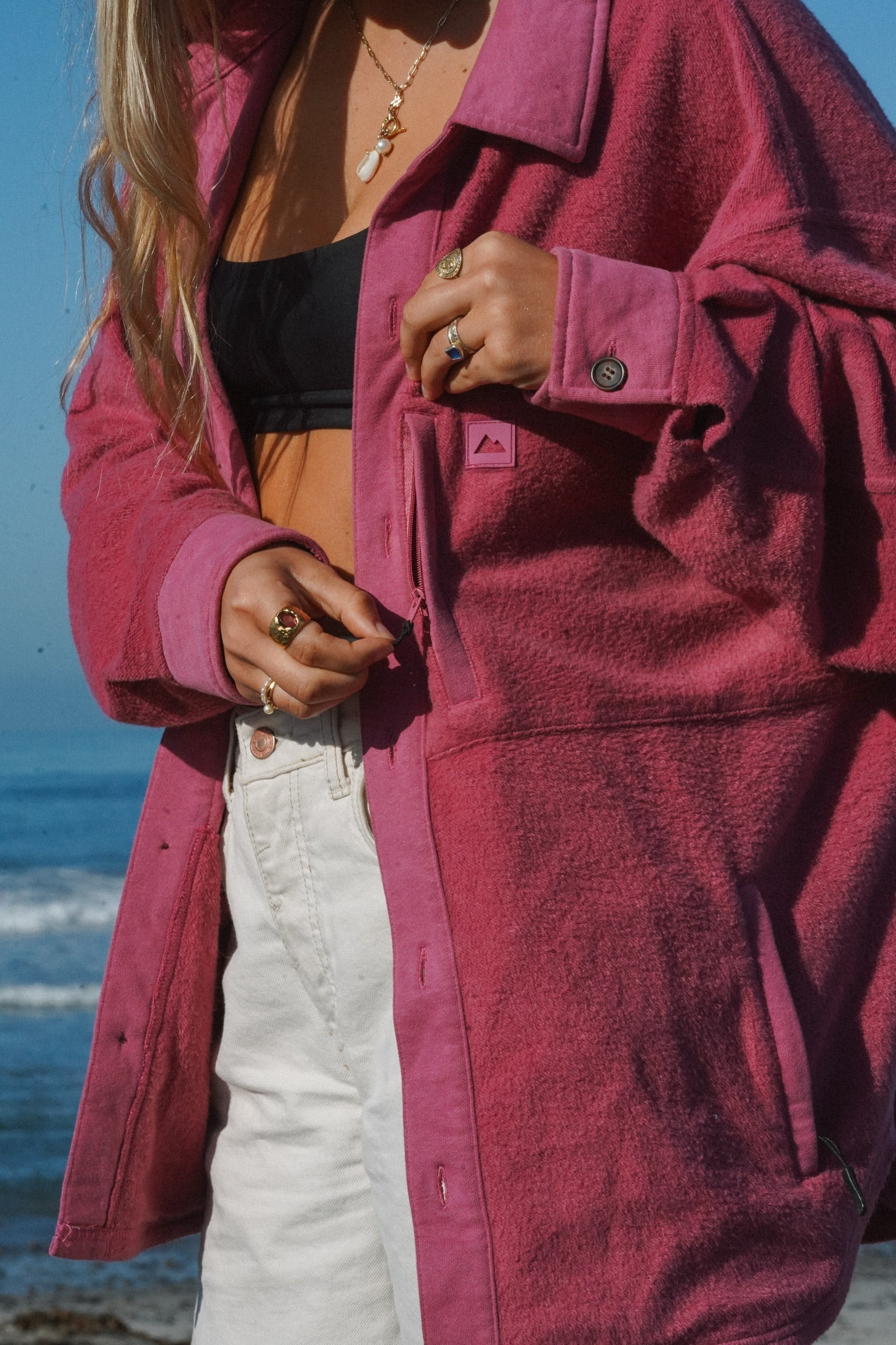 NOTICE THE RECKLESS W BURGUNDY SHACKET