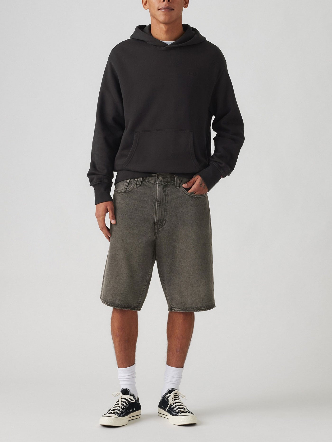 LEVI'S 478 BAGGY SHORTS