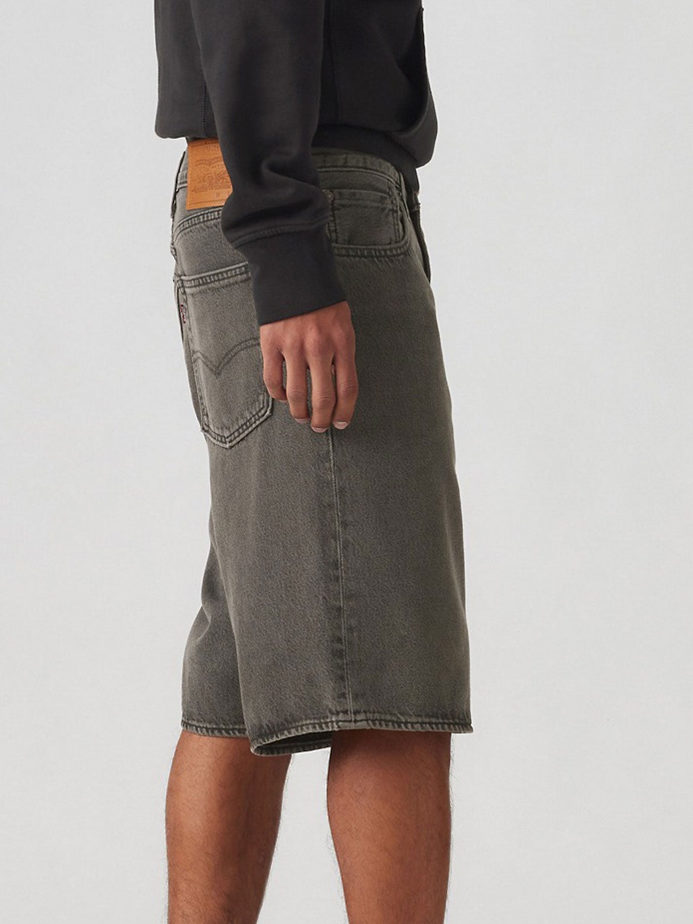 LEVI'S 478 BAGGY SHORTS