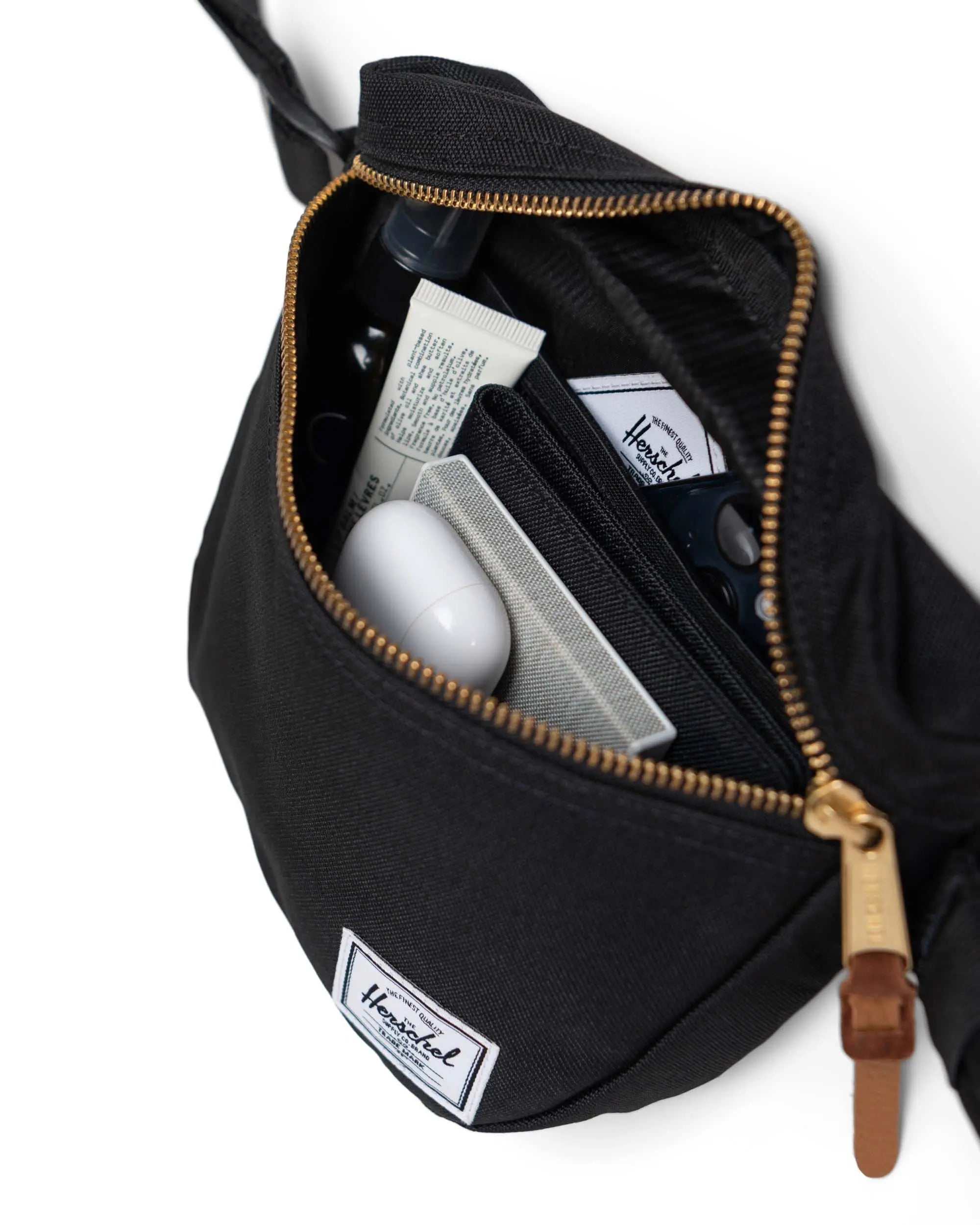 HERSCHEL SETTLEMENT HIP PACK