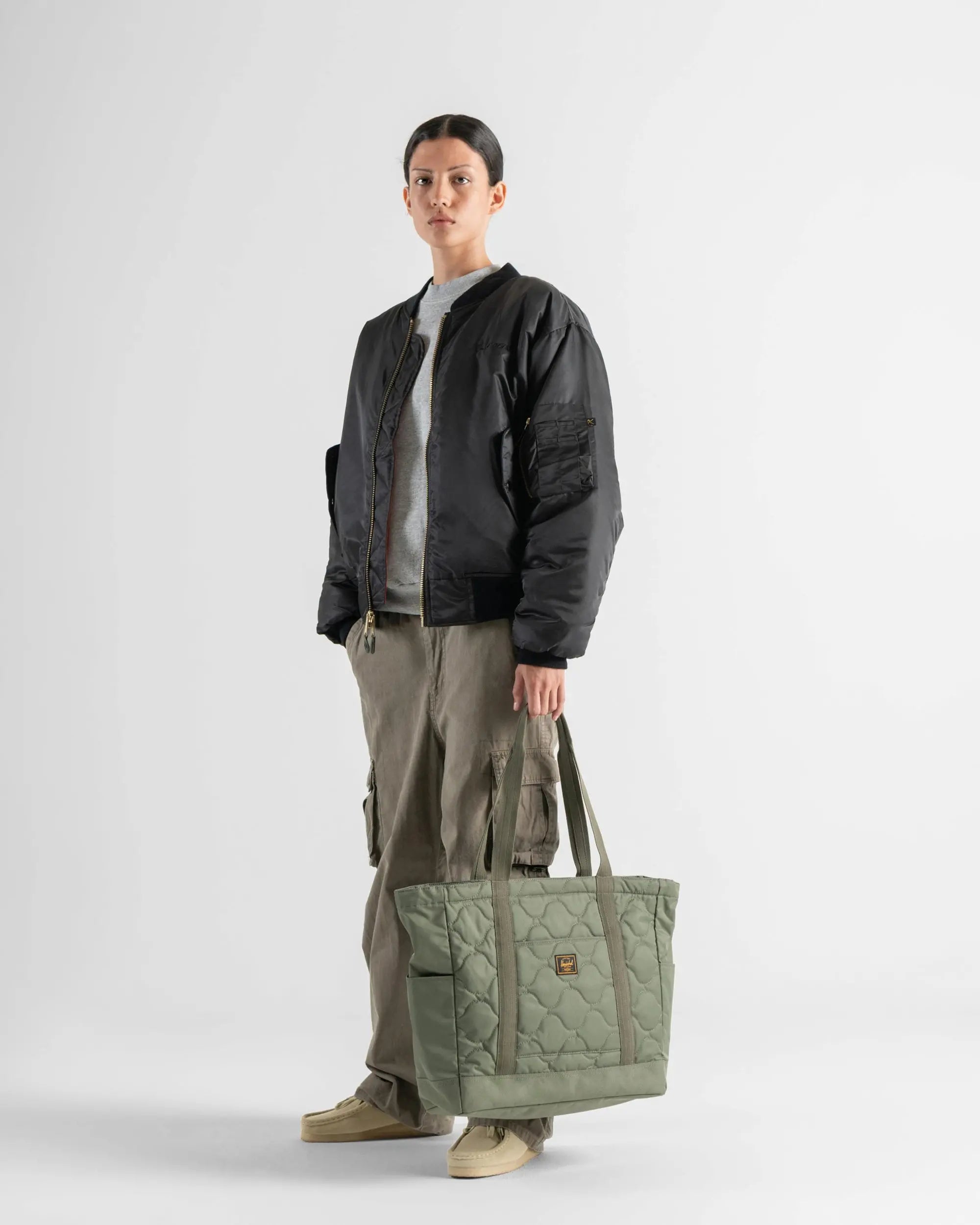 HERSCHEL HERITAGE QUILTED CAPSULE TOTE