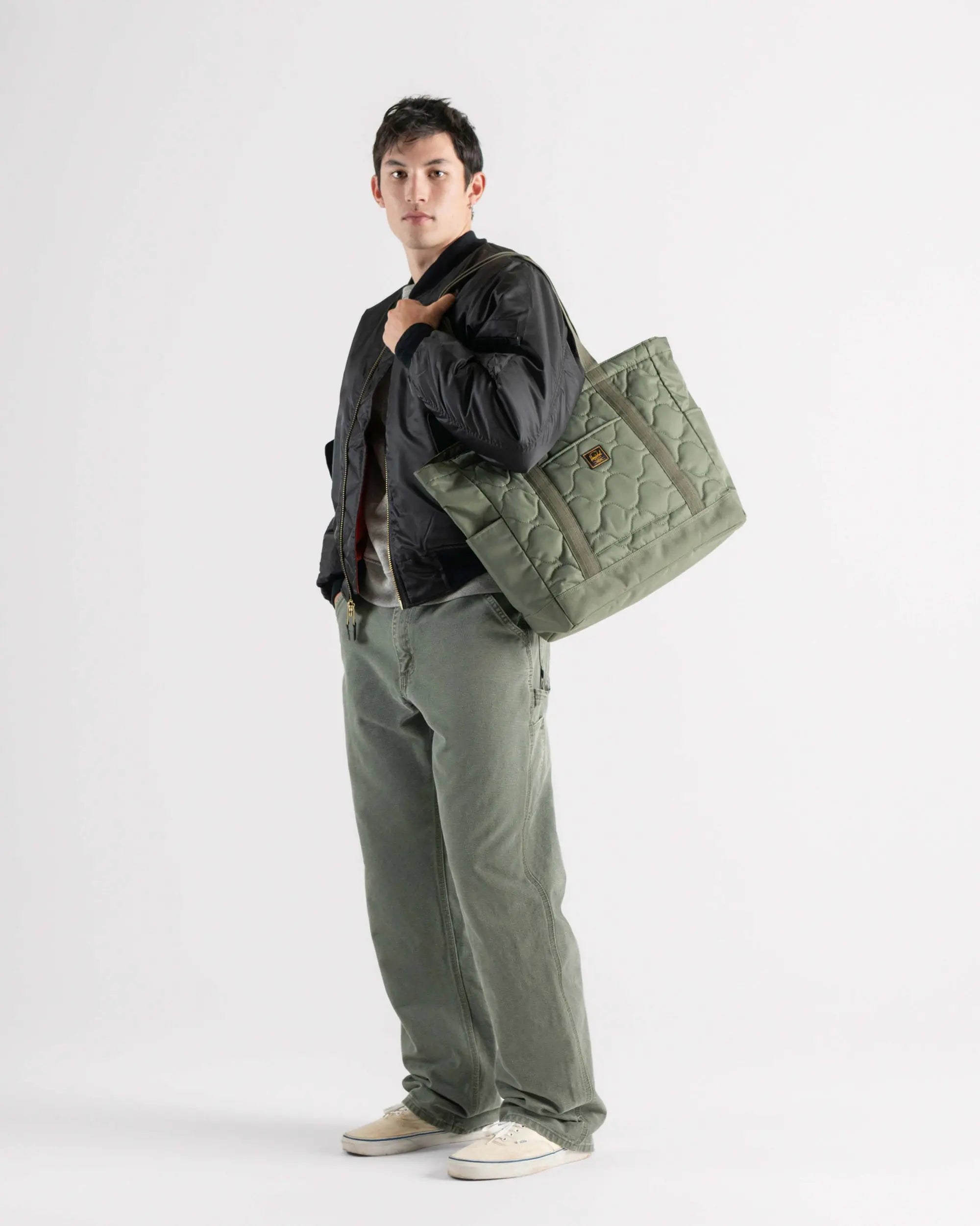 HERSCHEL HERITAGE QUILTED CAPSULE TOTE