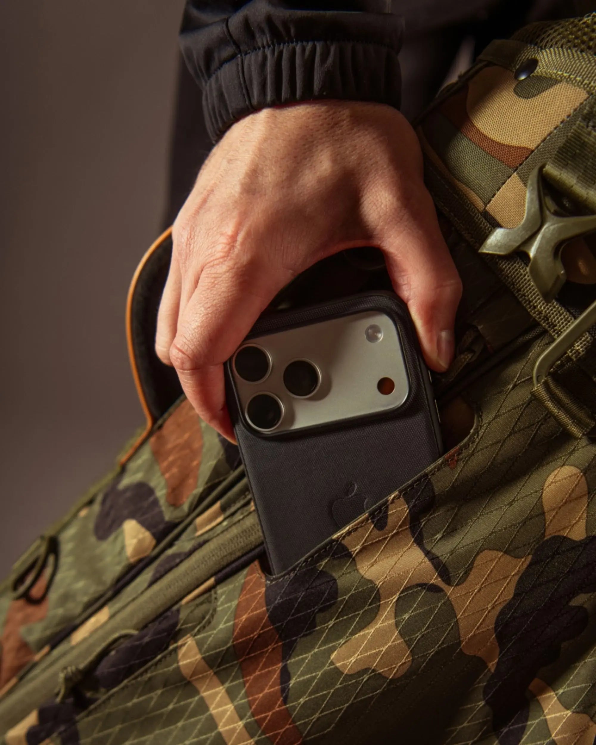 HERSCHEL WATT STAND BAG