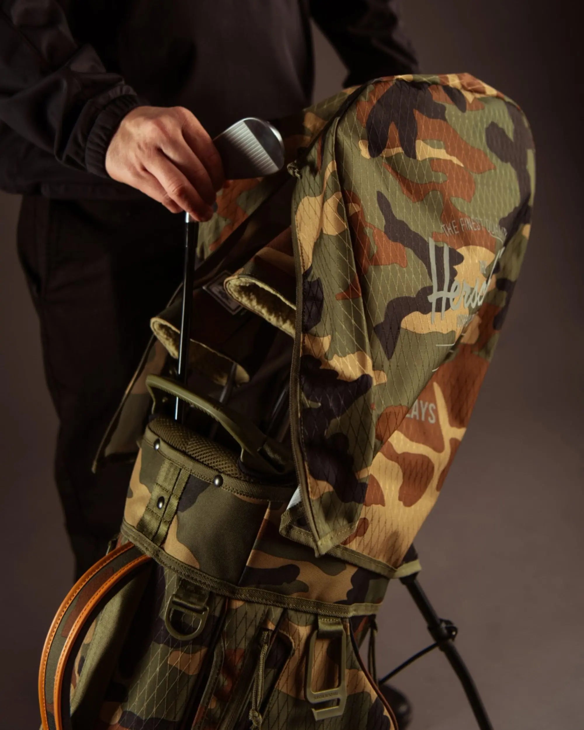 HERSCHEL WATT STAND BAG