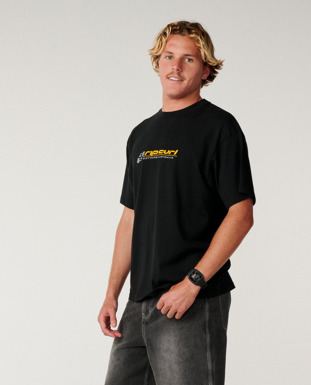 RIP CURL ARCHIVE 69 EMBROID TEE BLACK