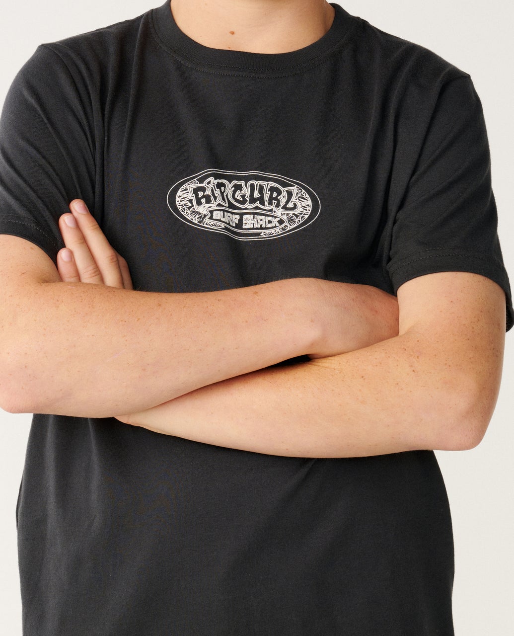 RIP CURL K Surf Shack Art Tee Washed Black