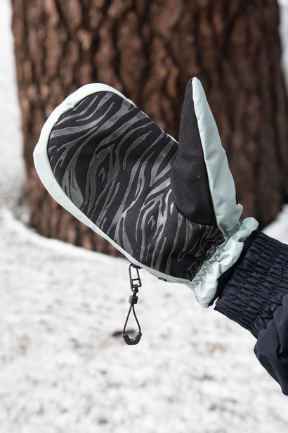 DEATHGRIP MELODIE GHOUL MITTS