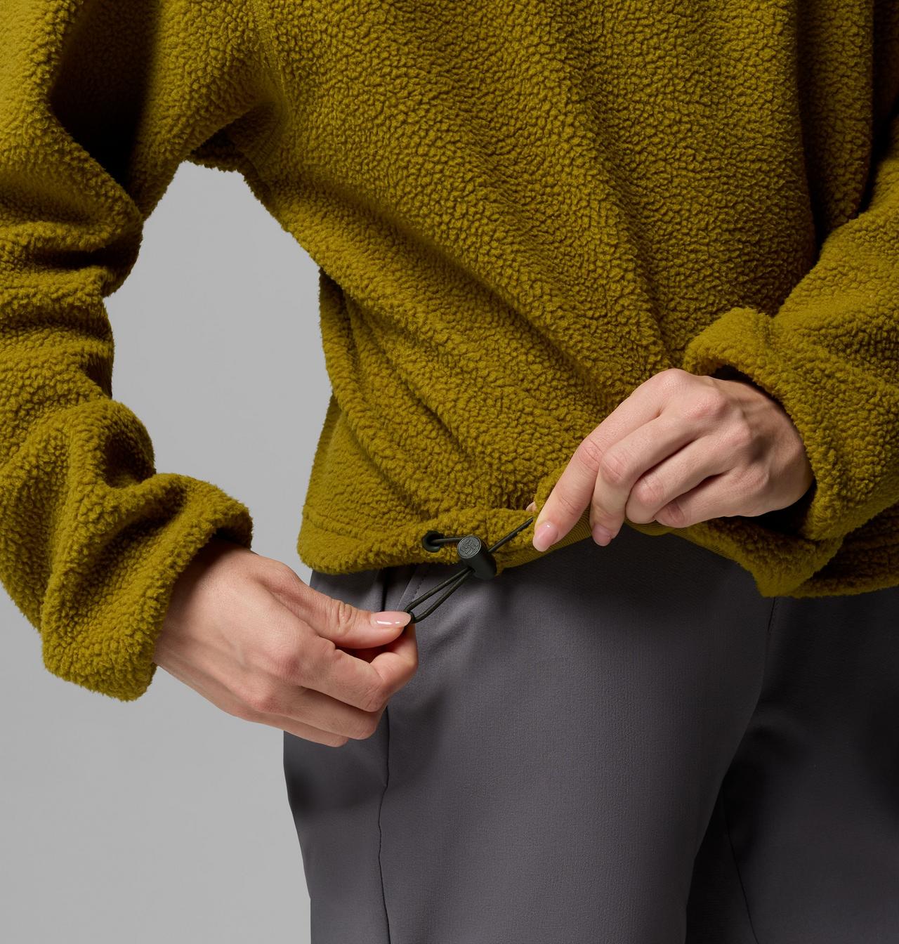 COLUMBIA W HELVETIA II CROPPED HALF SNAP FLEECE
