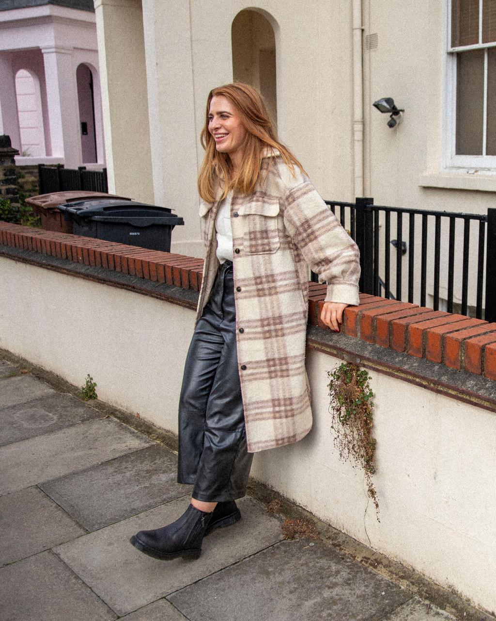 DR. MARTENS W 2976 ALYSON W/ZIPS