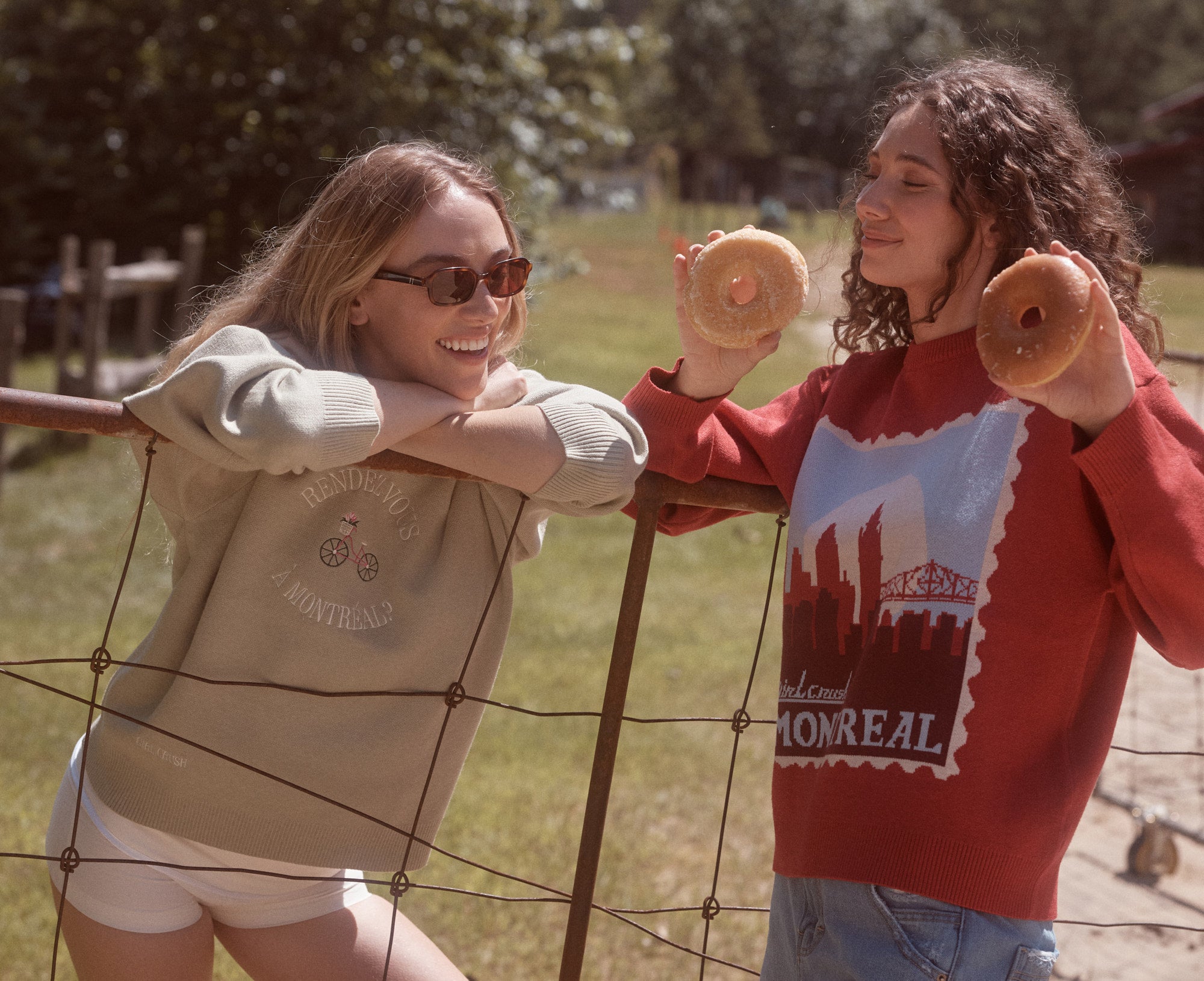 GIRL CRUSH W PULL - RDV À MONTRÉAL - EN TRICOT À COL ROND