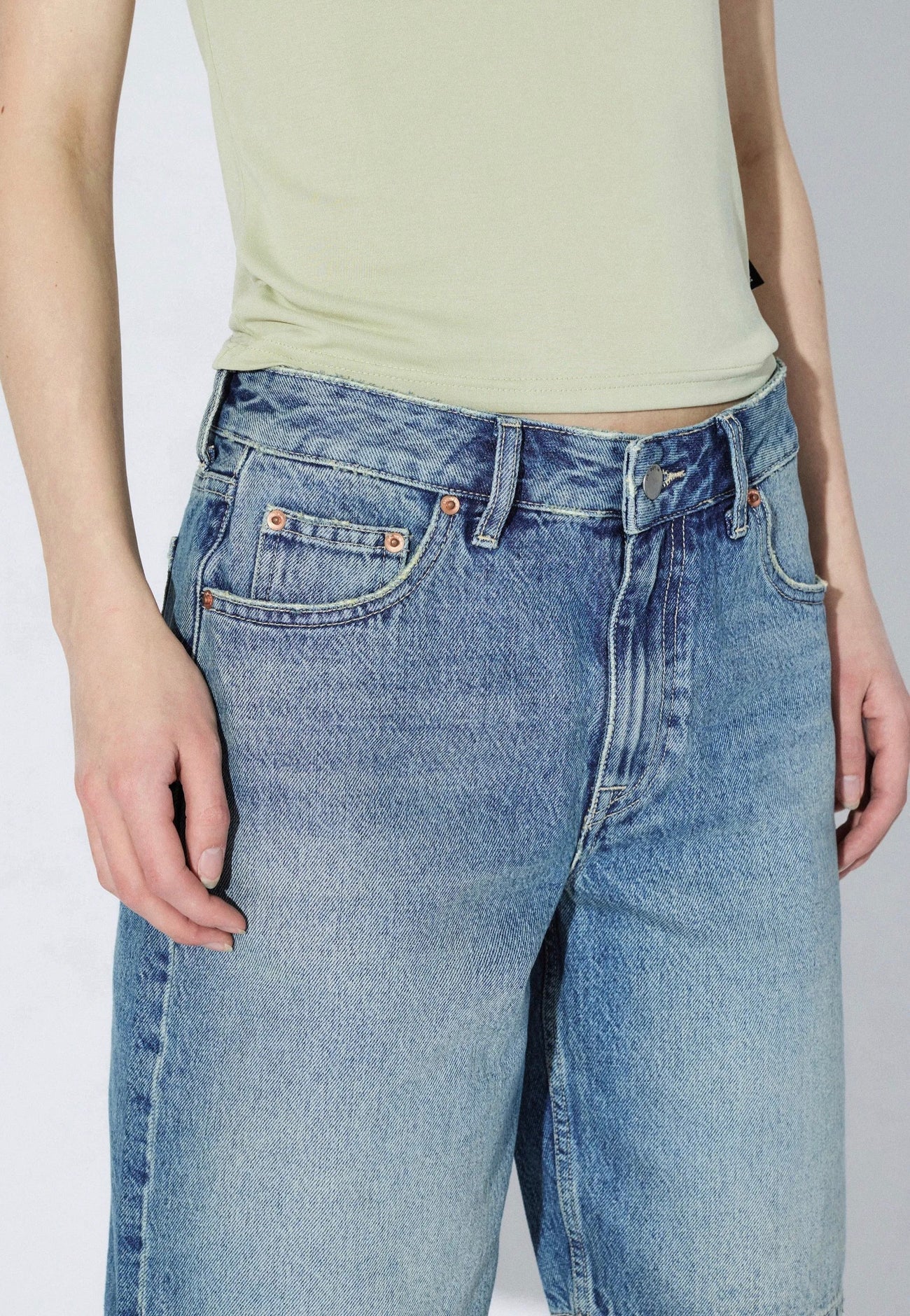 DR. DENIM W ASRA SHORTS