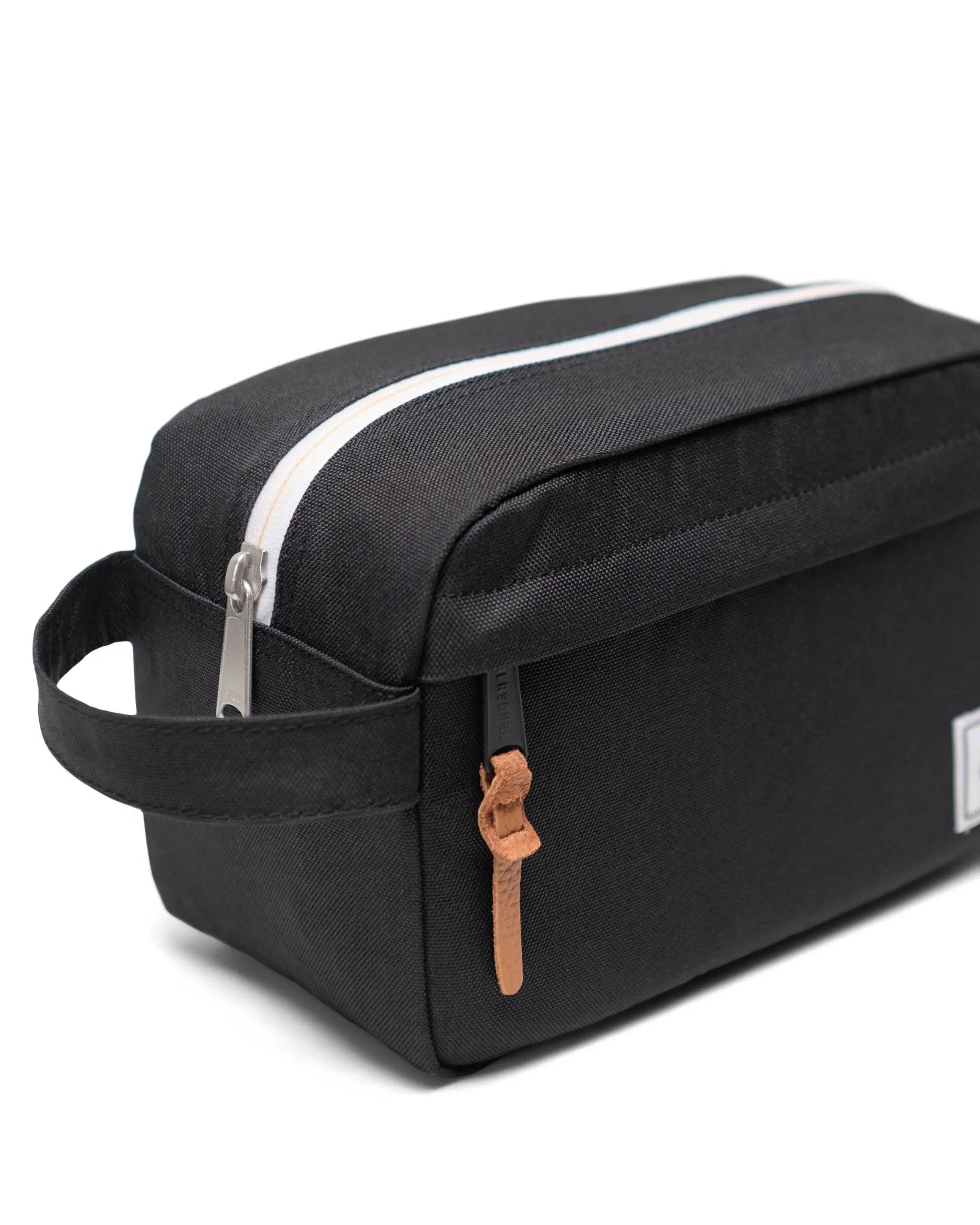 HERSCHEL CHAPTER TRAVEL KIT