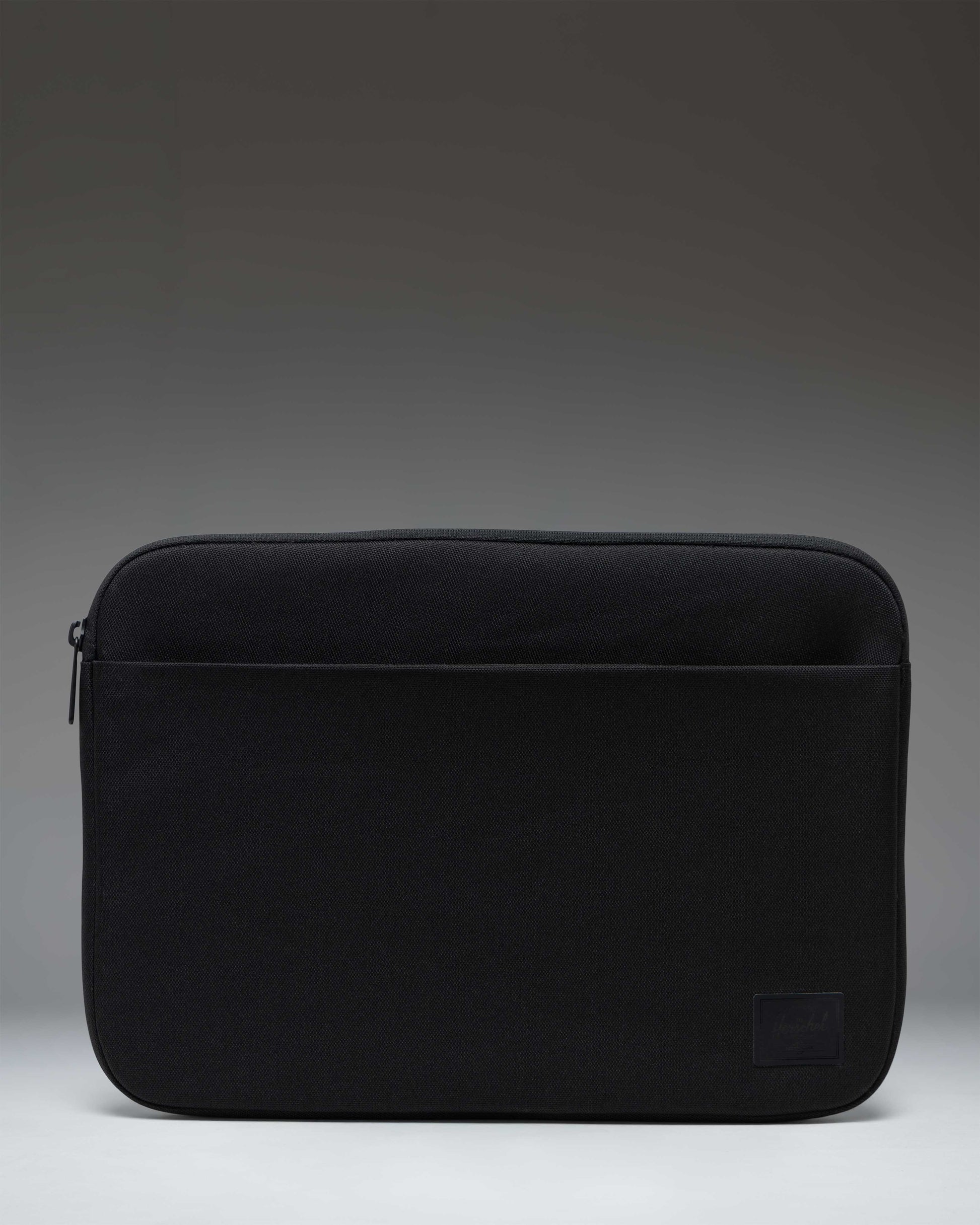 Herschel Denman 14 Inch Sleeve Tech Black - flat