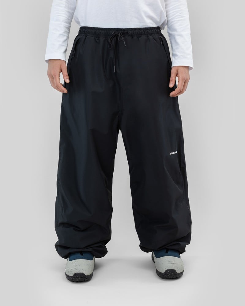 BEYOND MEDALS PARK PANT