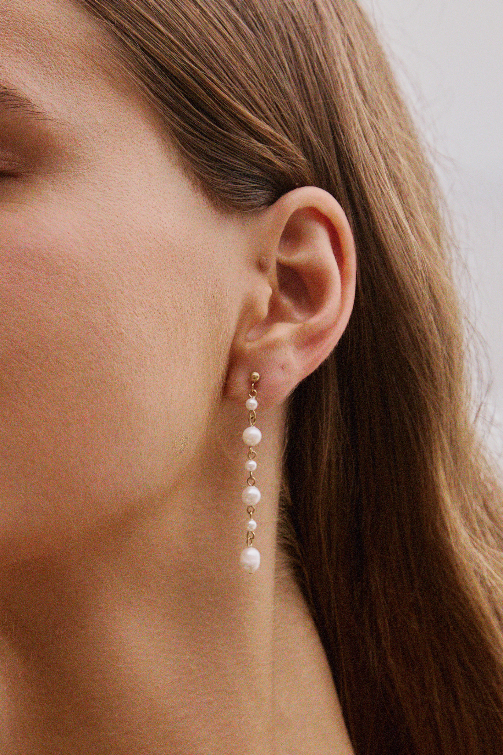TWENTY COMPASS W CAPRI EARRINGS