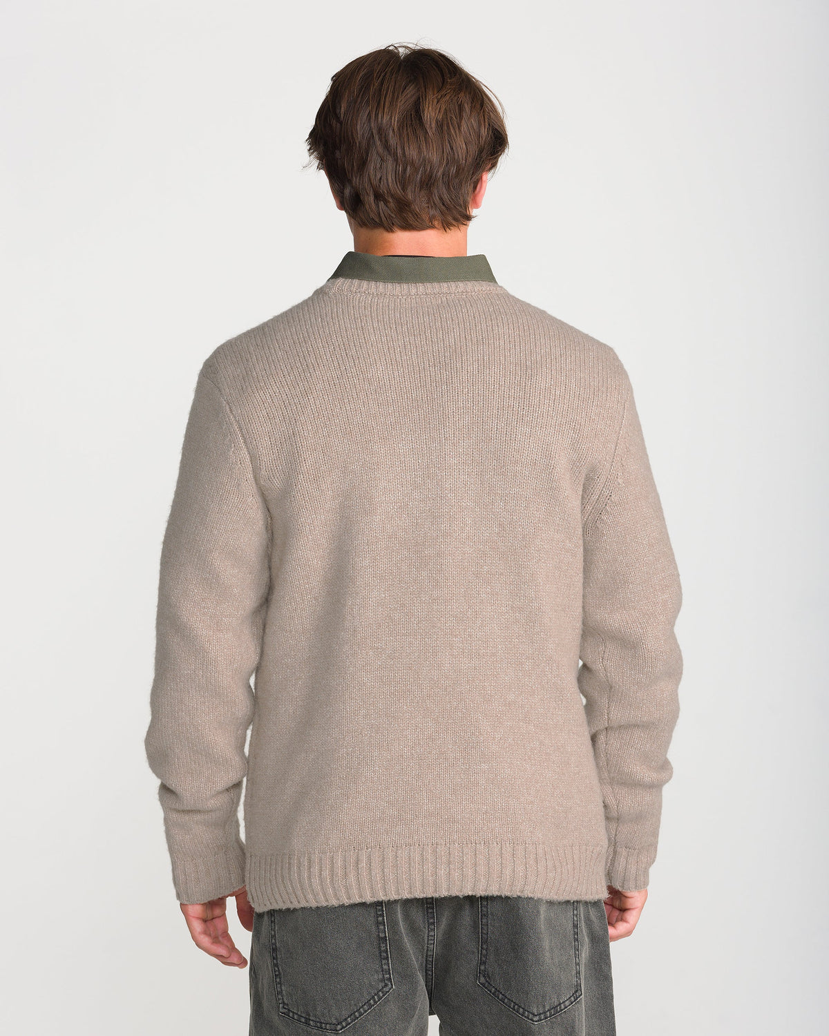 VOLCOM EDMONDER II SWEATER CASHMERE - porté, arrière