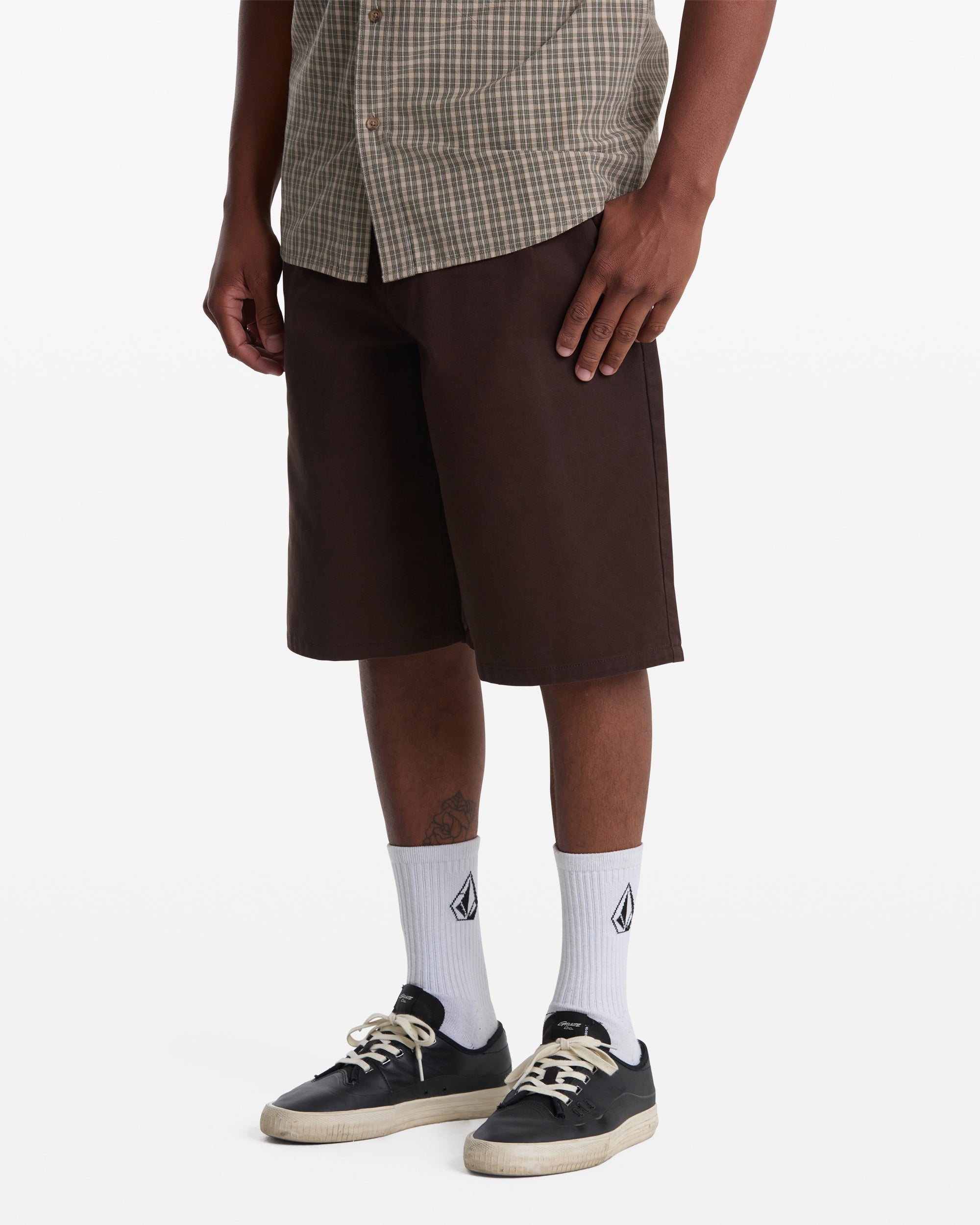VOLCOM CHILLOW PLEAT EW CHINO SHORT VS 24