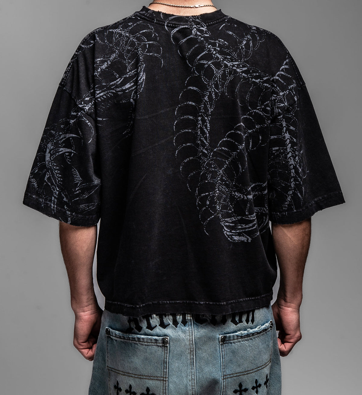 AFFLICTION SINISTER PATH SS TEE BLACK LAVA WASH