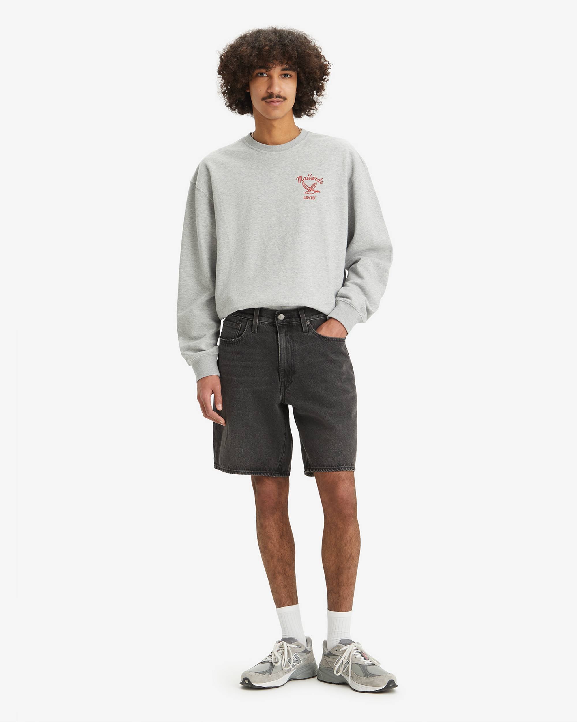 LEVI'S 468 LOOSE SHORTS 