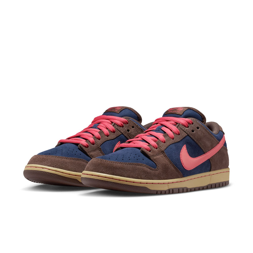 NIKE SB DUNK LOW PRO