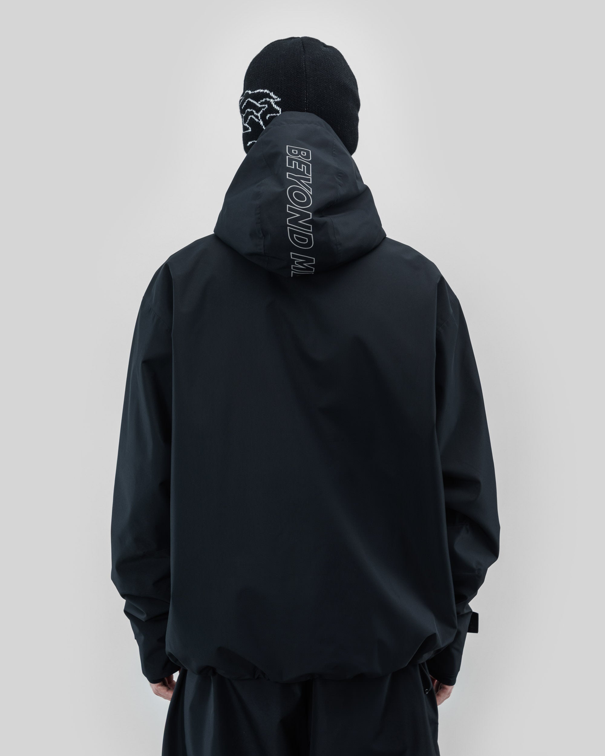 BEYOND MEDALS PARK JACKET