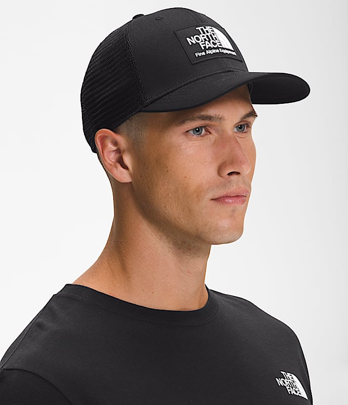 THE NORTH FACE DEEP FIT MUDDER TRUCKER