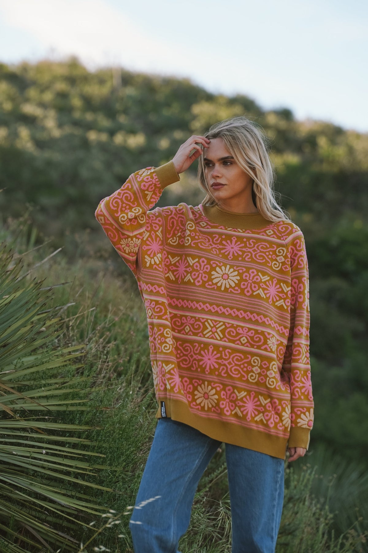 NOTICE THE RECKLESS W NORDIC FLORA TEXTURED SWEATER