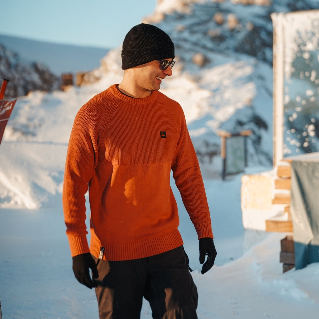 Notice The Reckless Rust Men's Sweater - porté