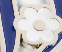 DIME OVERSIZED FLORAL KEYCHAIN - Silver swatch