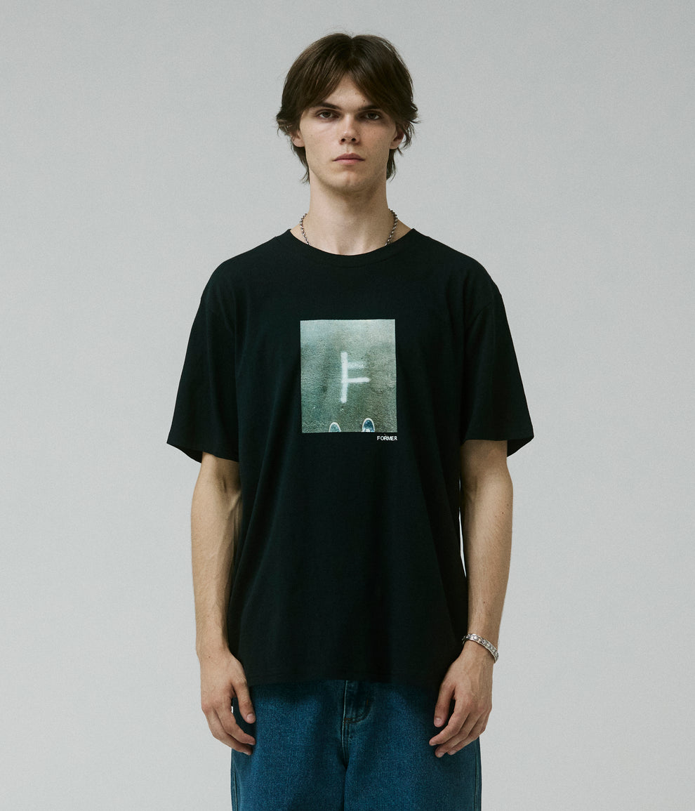FORMER GROUNDED T-SHIRT