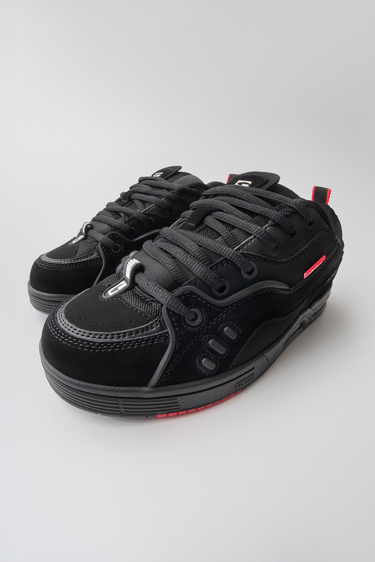 GLOBE CT-4 Black Suede
