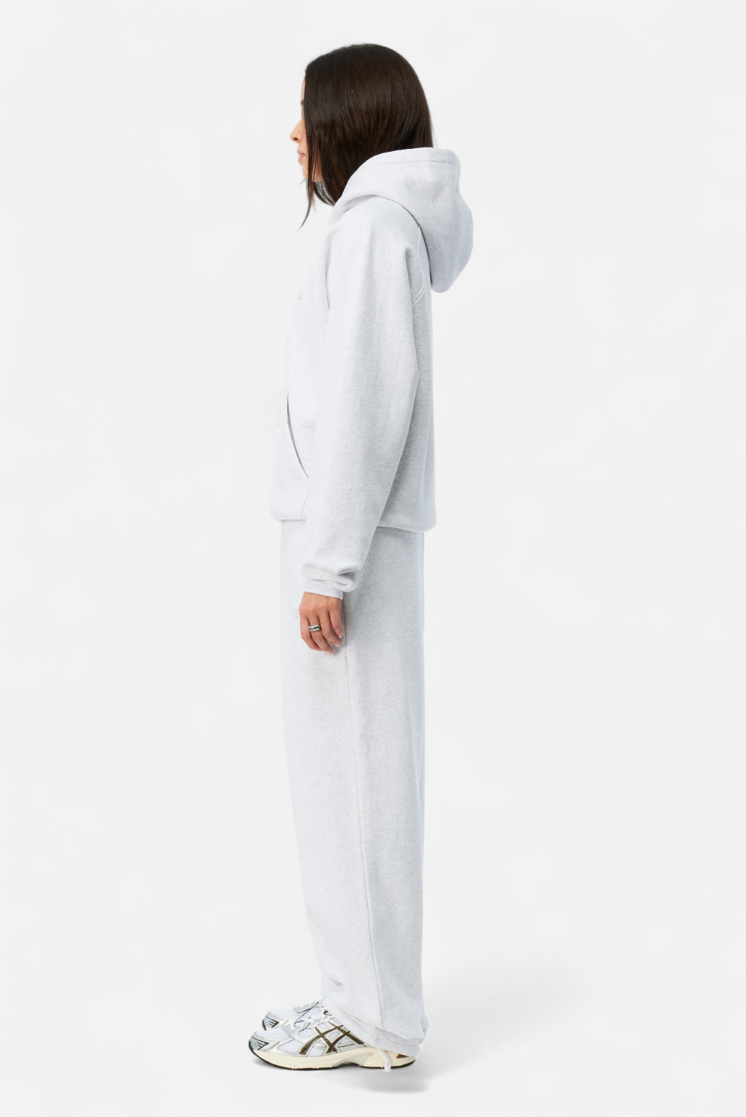 Dime Cursive Small Logo Hoodie Cendré - Look 2