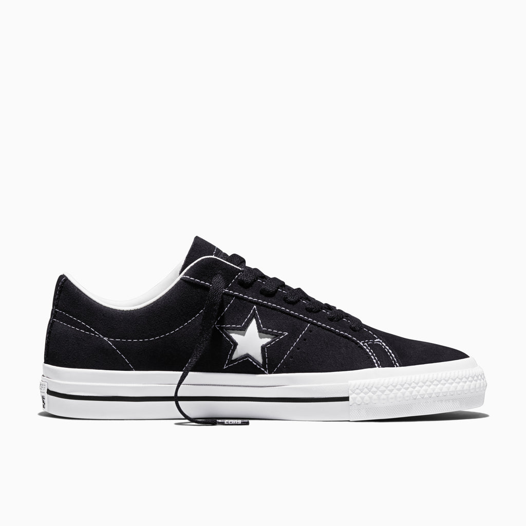 CONVERSE ONE STAR PRO coloris Black/Black/White