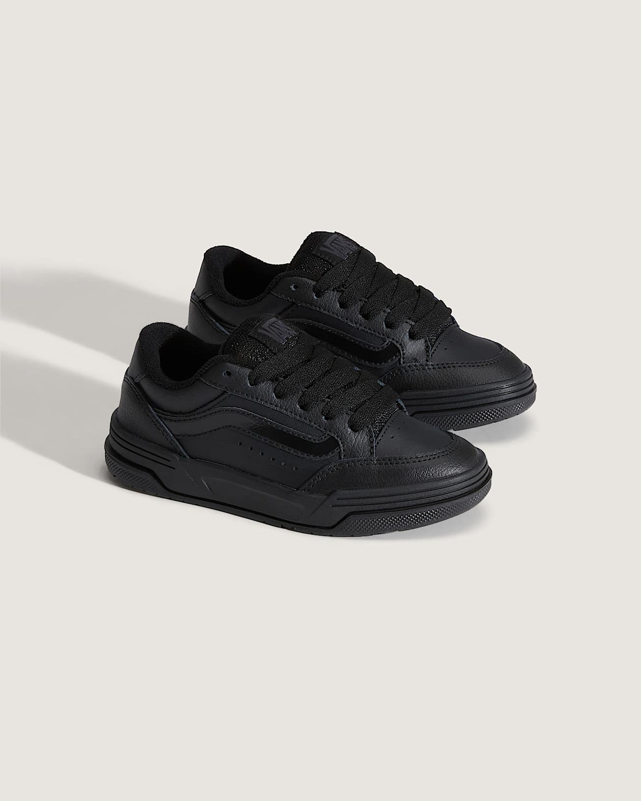 VANS Y HYLANE