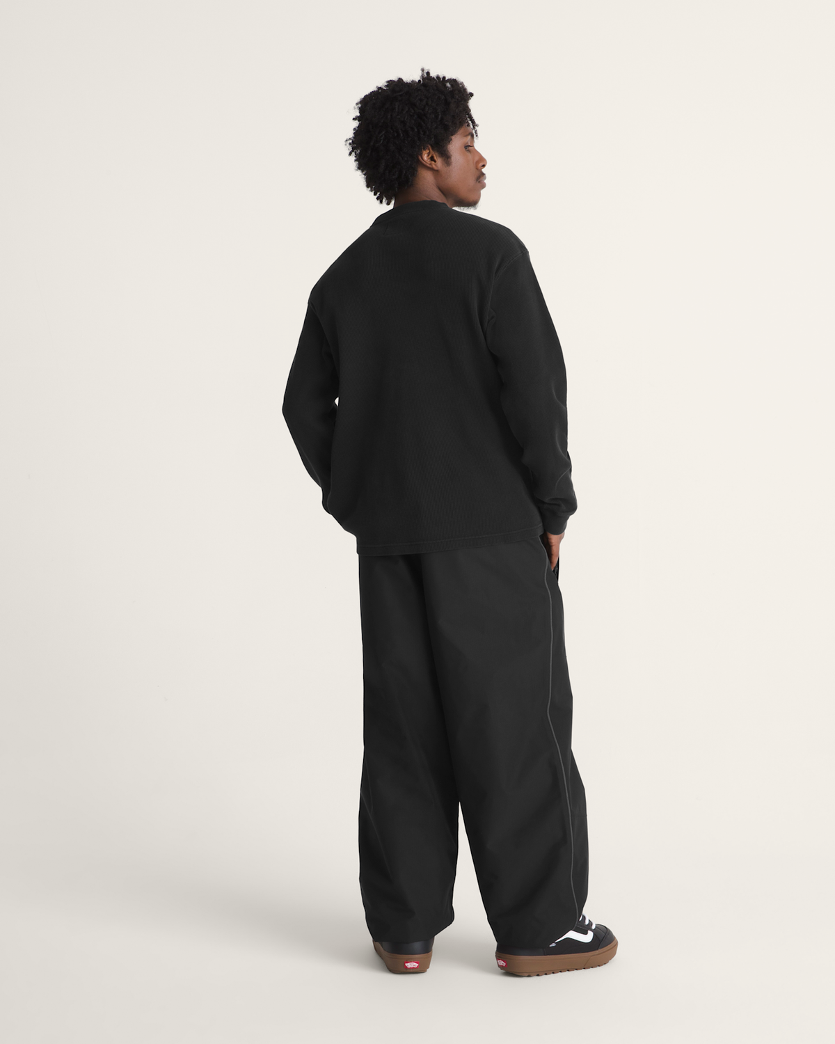Pantalon de park VANS Kingvale 2L noir, détail du bas de jambe