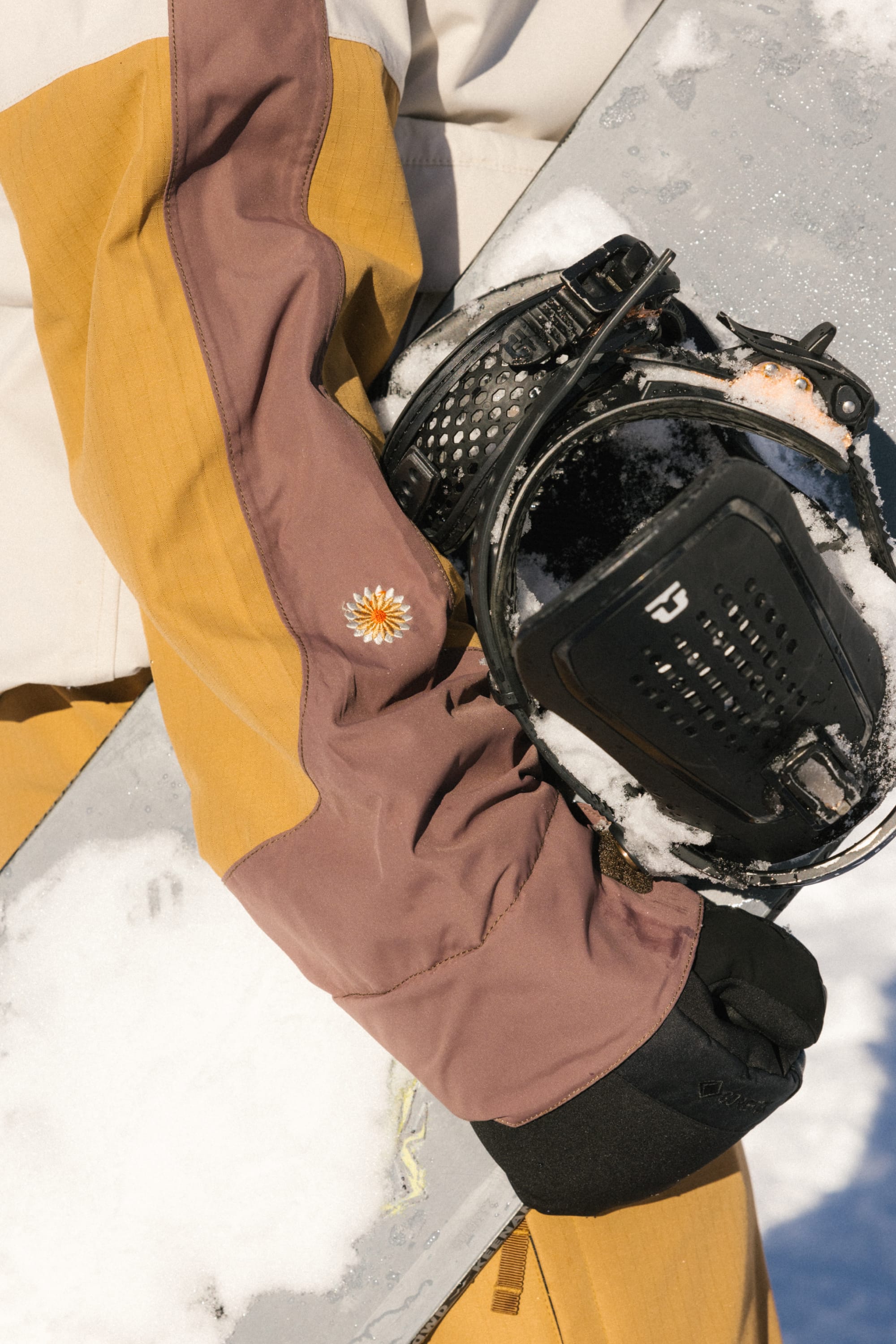 686 W OUTLINE SHELL ANORAK