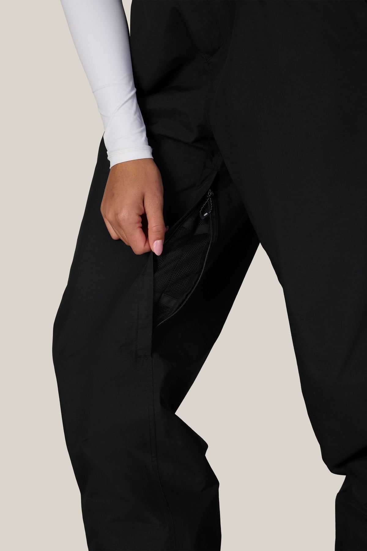 686 W GORE-TEX OUTLINE PANTS BLACK