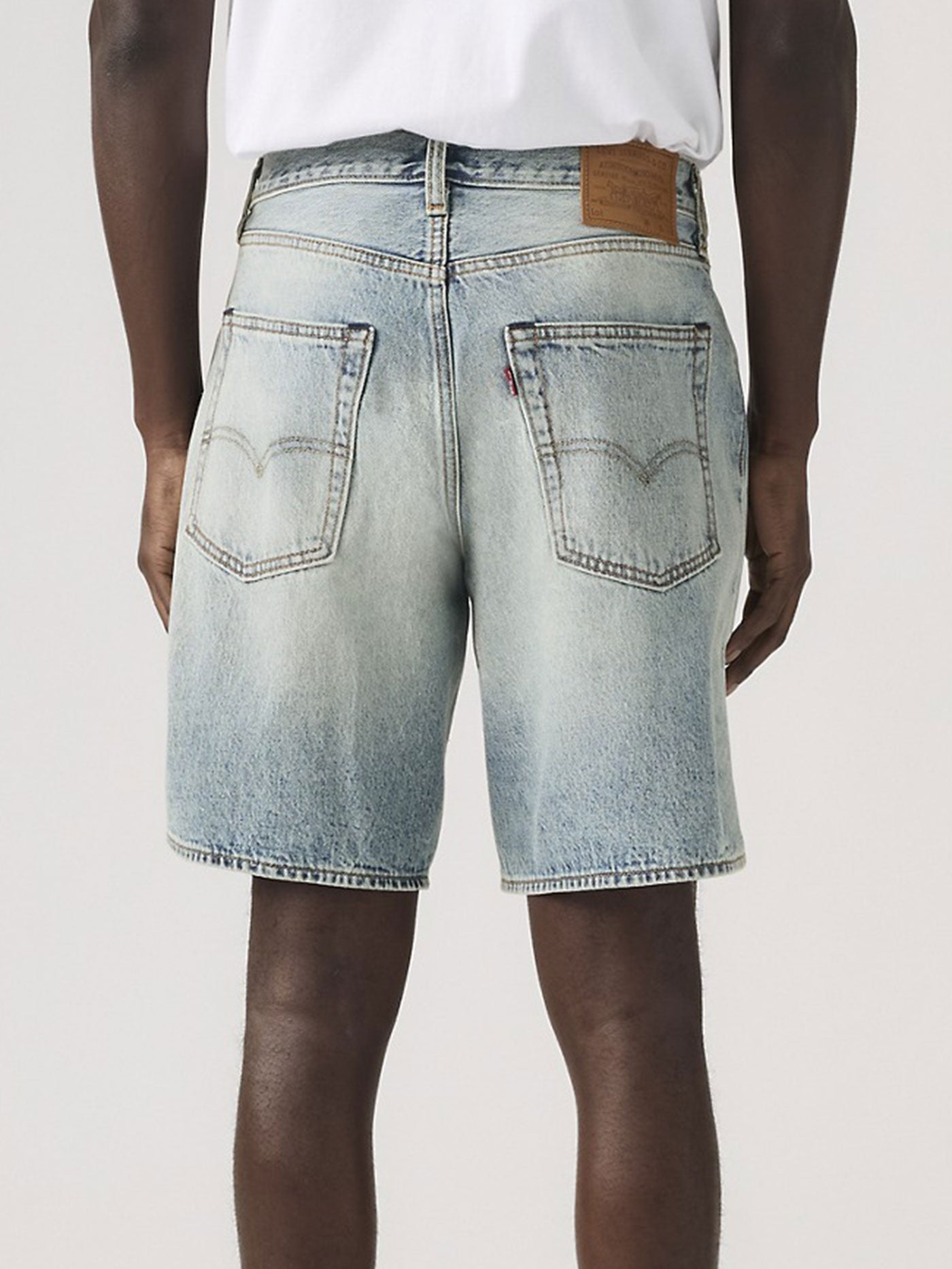 LEVI'S 468 LOOSE SHORTS