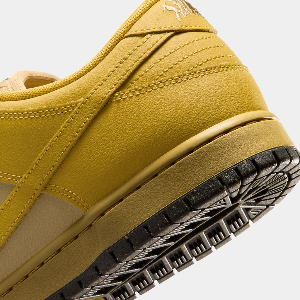 NIKE SB DUNK LOW PRO - Saffron Quartz/Pear - vue 5