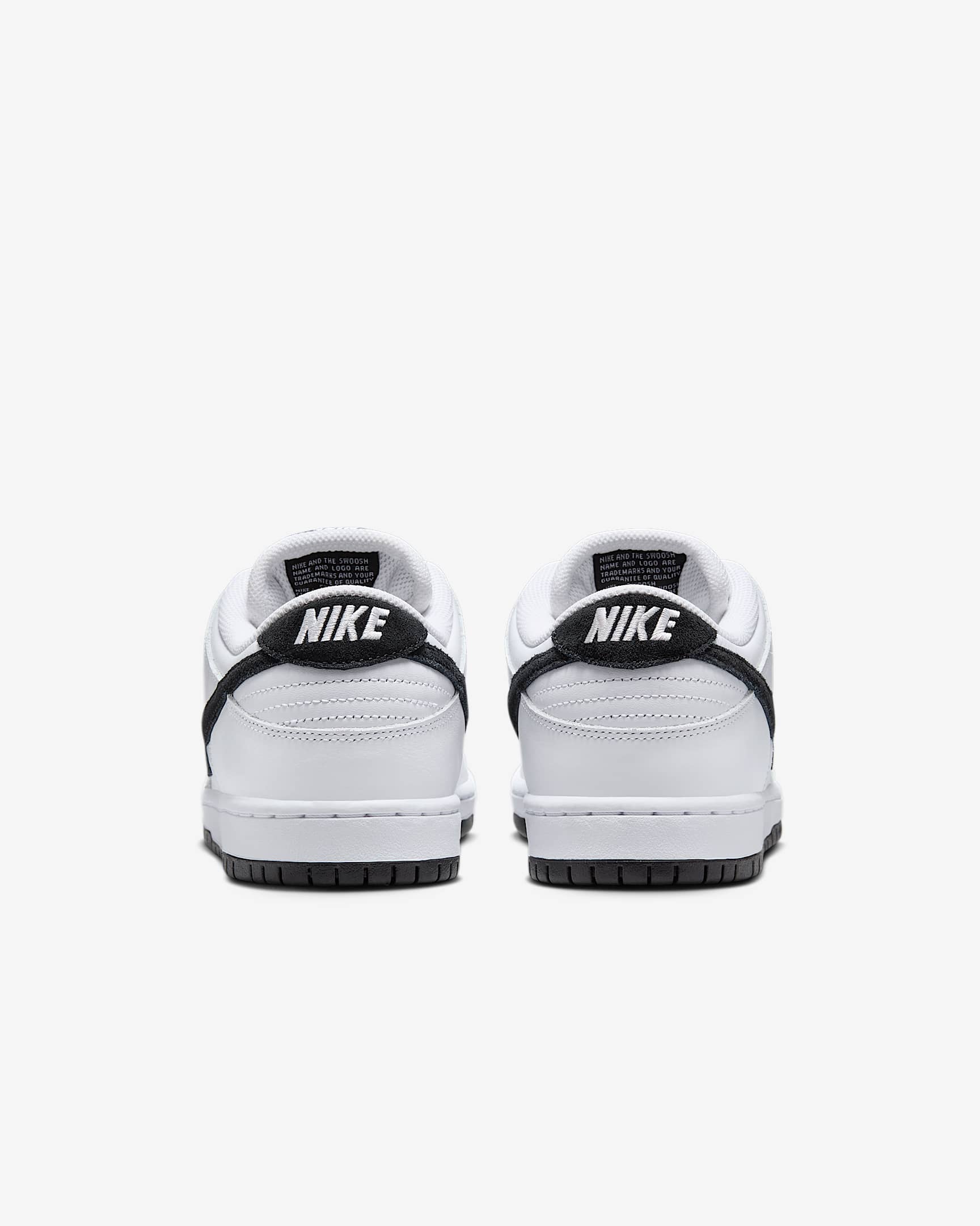 NIKE SB DUNK LOW PRO