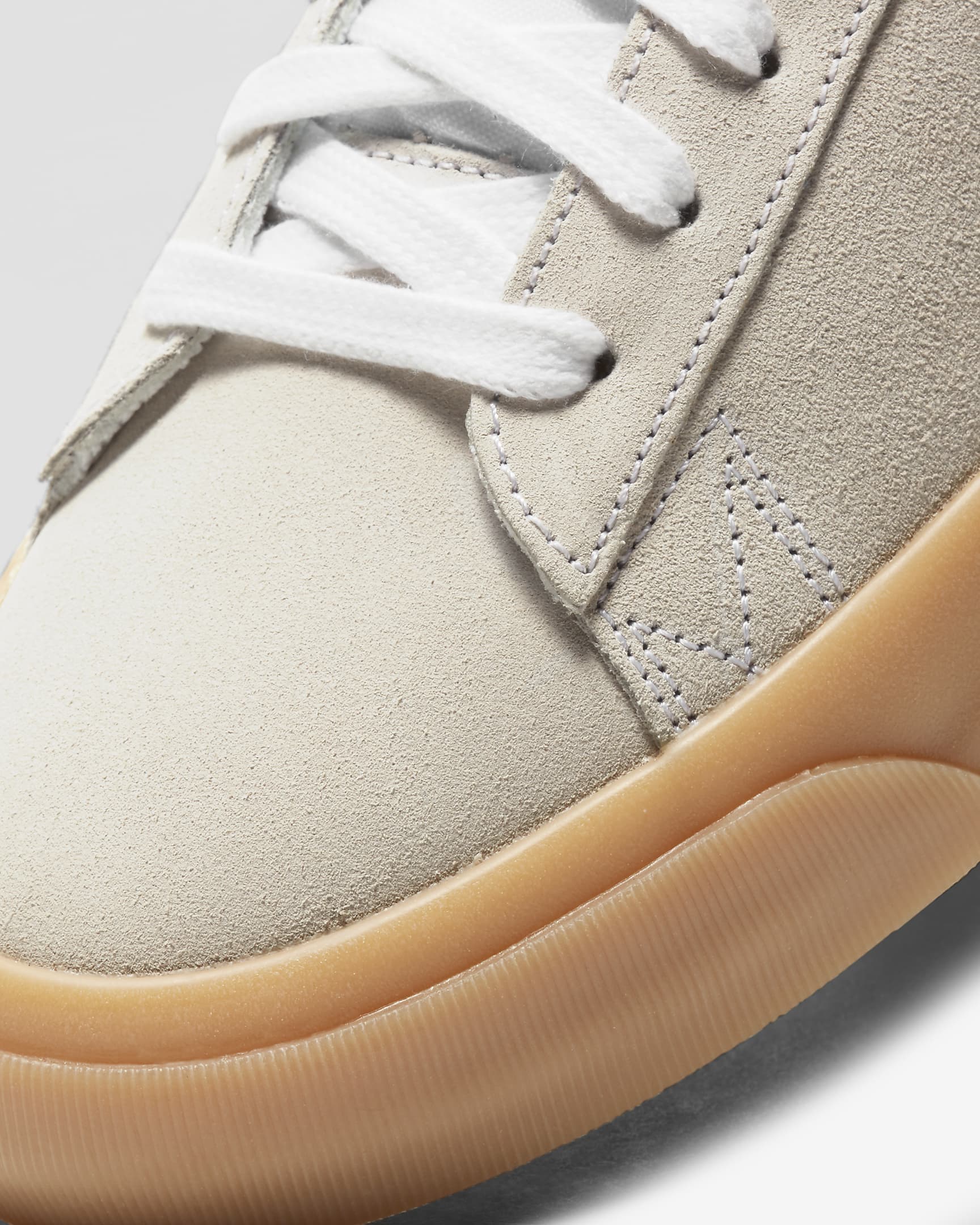 NIKE SB ZOOM BLAZER LOW PRO GT
