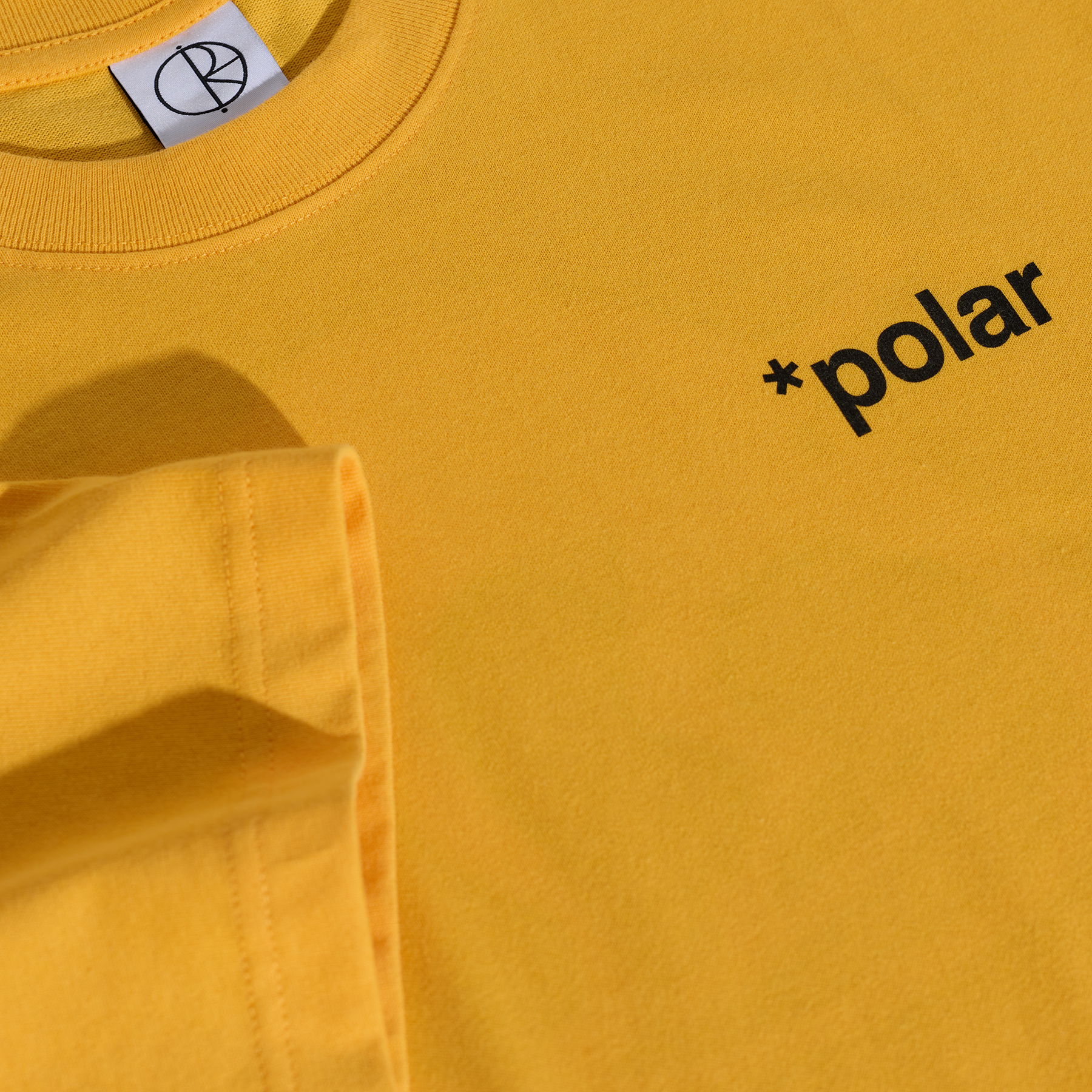 POLAR USELESS WOODEN DOG TEE