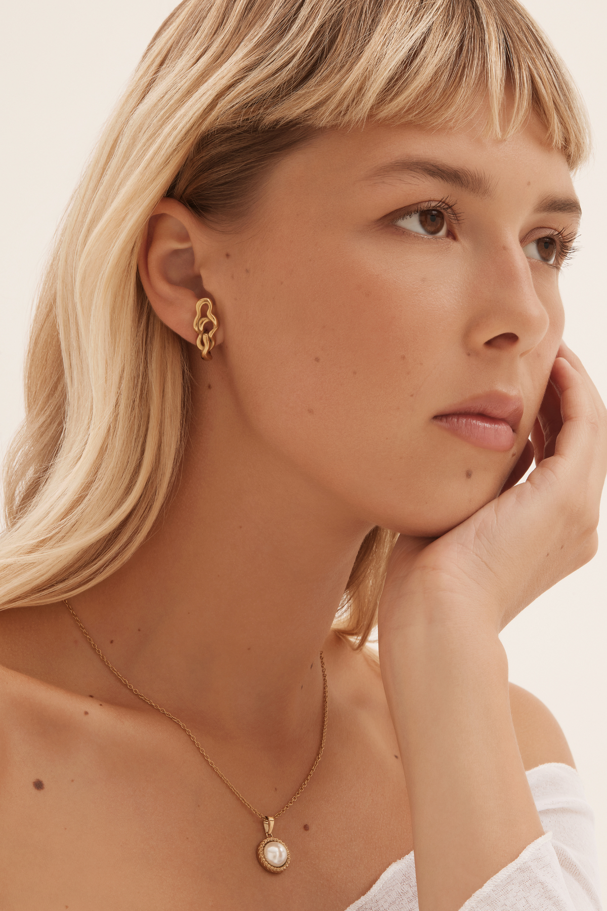 TWENTY COMPASS W PALOMA NECKLACE