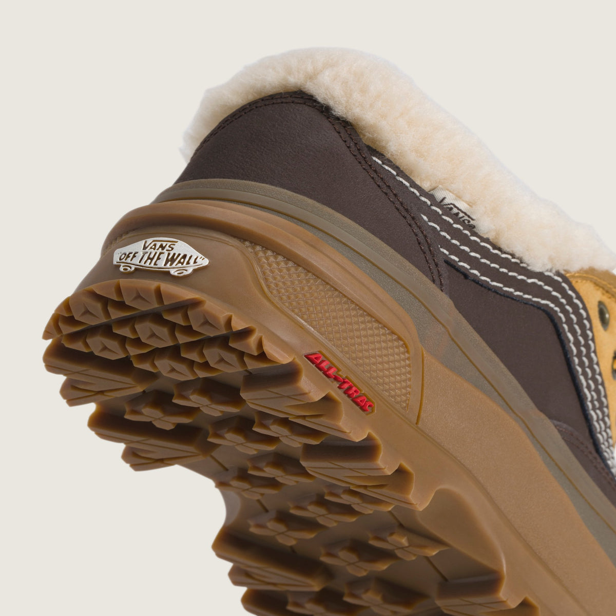 VANS Standard Low MTE Brown Turtledove Gum - semelle