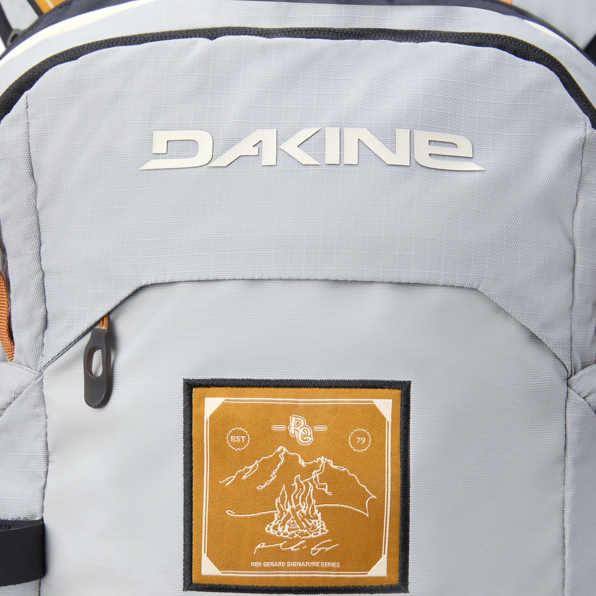 DAKINE TEAM POACHER BACKPACK 22L RED GERARD