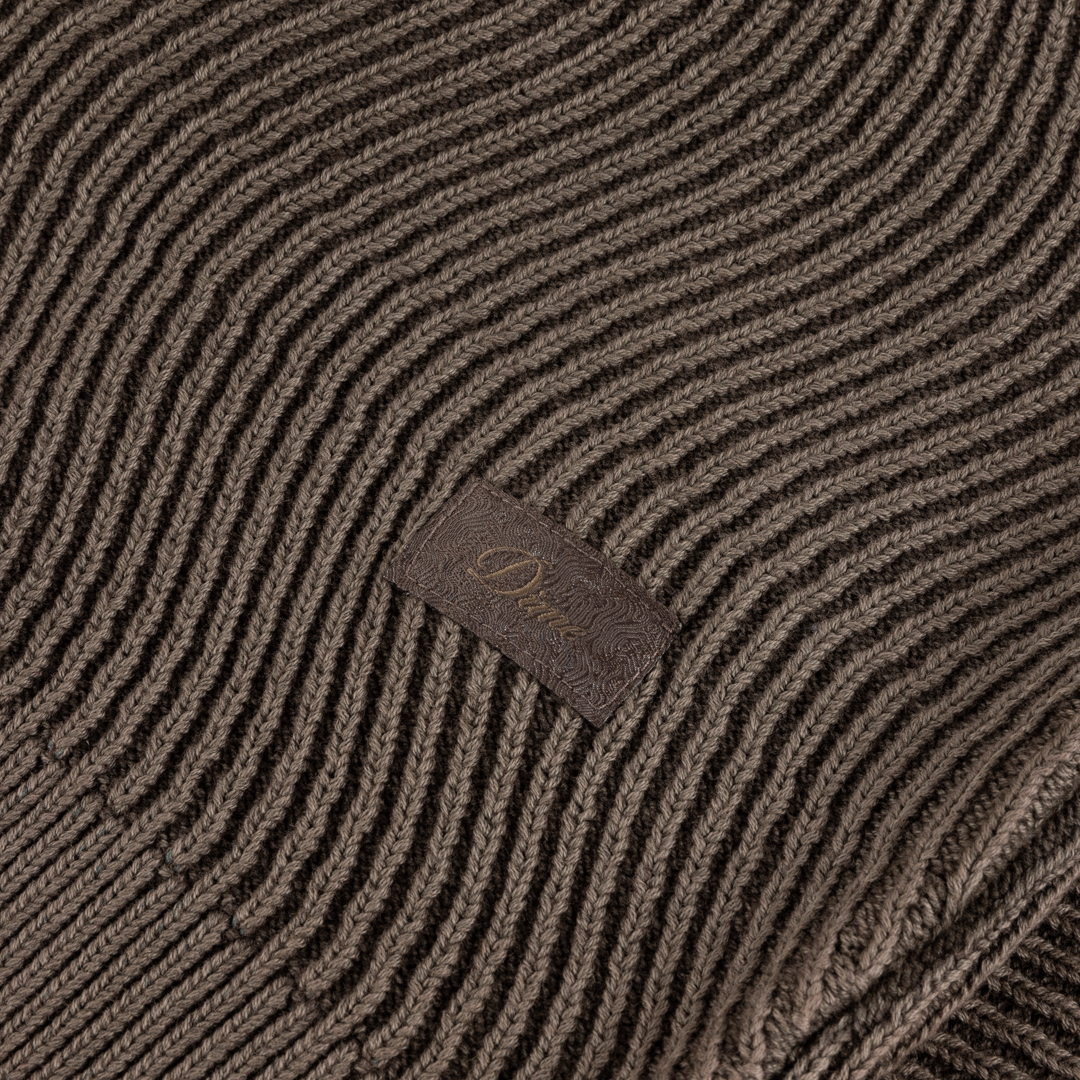 DIME WAVE KNIT SWEATER