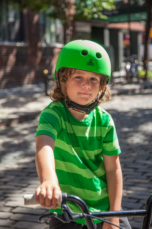 TRIPLE EIGHT Y LIL 8 DUAL CERTIFIED HELMET WITH EPS