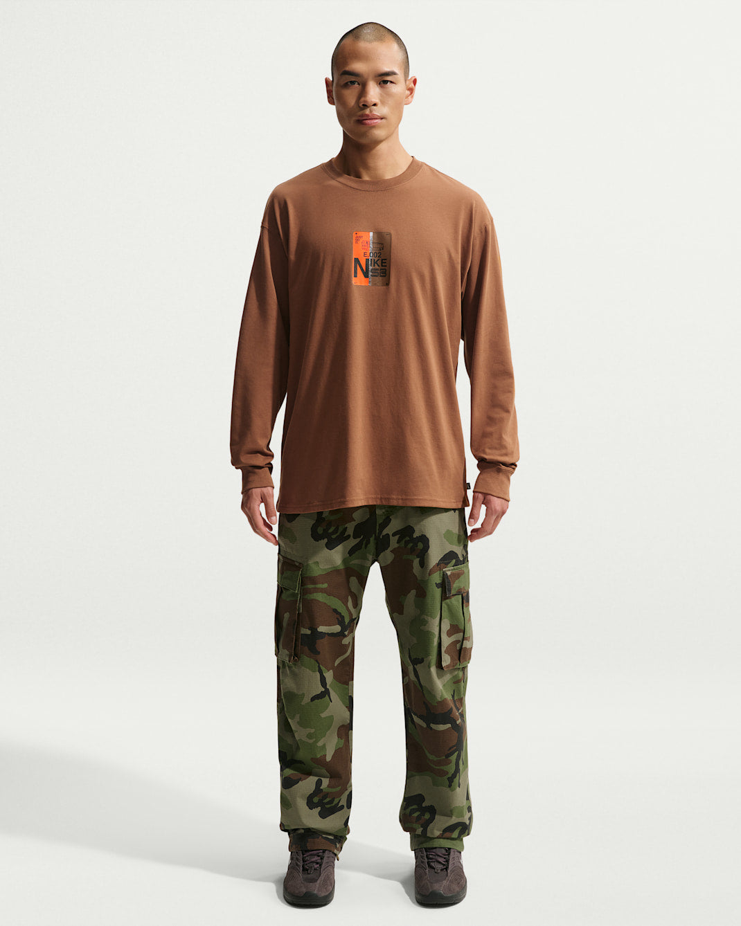 NIKE SB BUS PAS LONGSLEEVE TEE