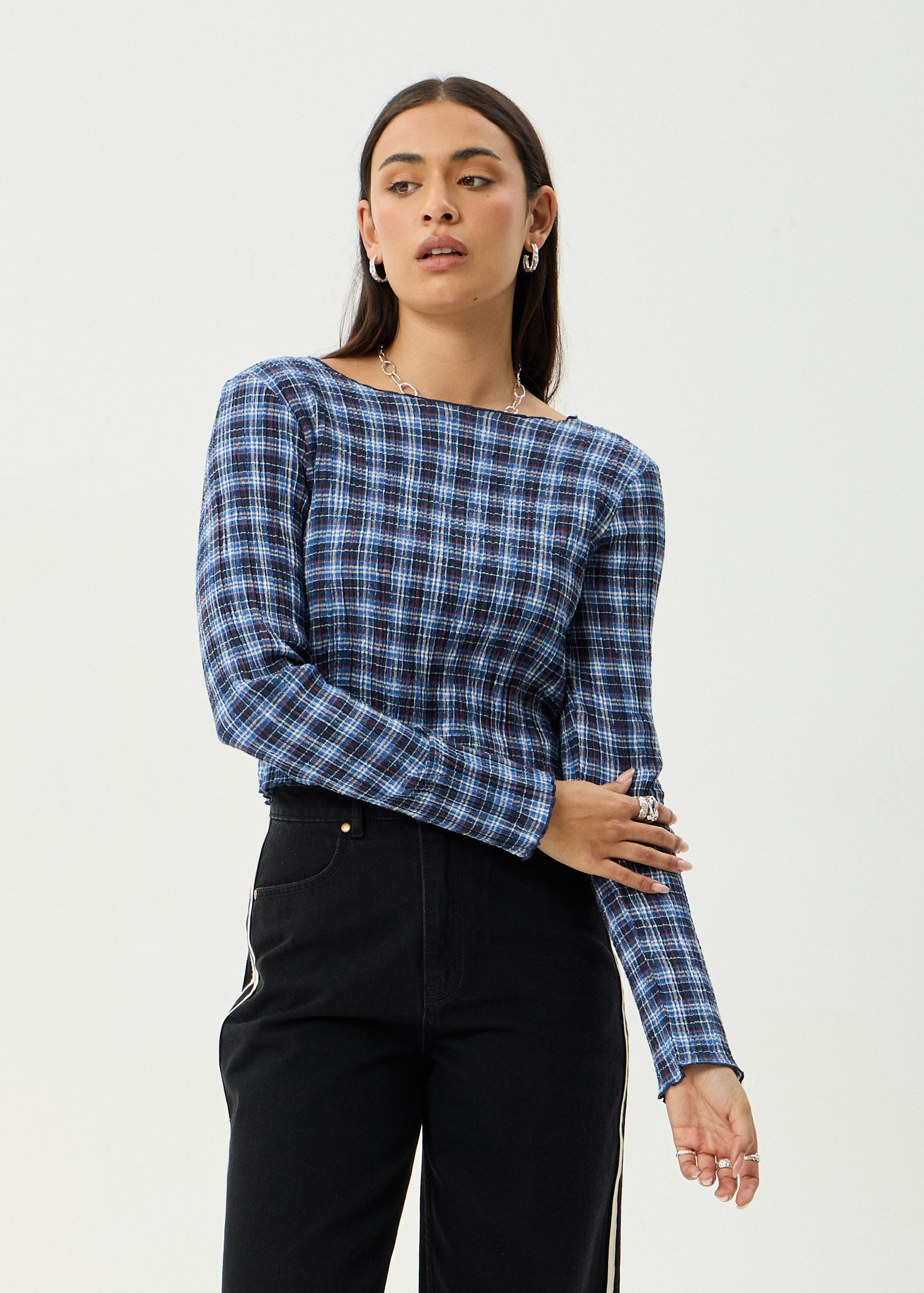 AFENDS W MONTAINS SLEEVE TOP