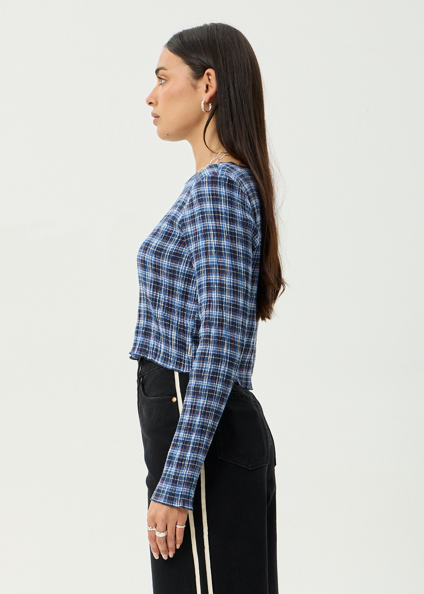 AFENDS W MONTAINS SLEEVE TOP